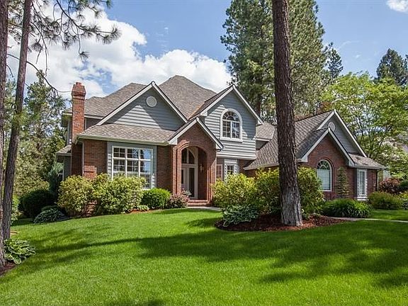 3rd image of 6915 S Brookshire Ct