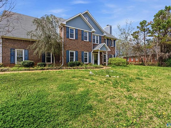 2nd image of 106 Golden Oak Dr