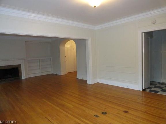 5th image of 13609 Shaker Blvd APT 3B