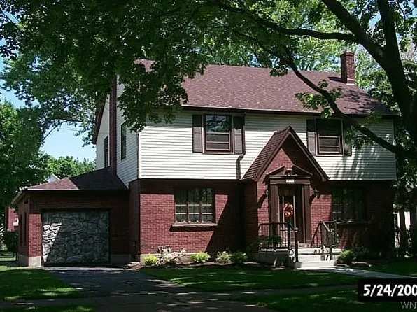 2222 Forest Ave, Niagara Falls, NY 14301