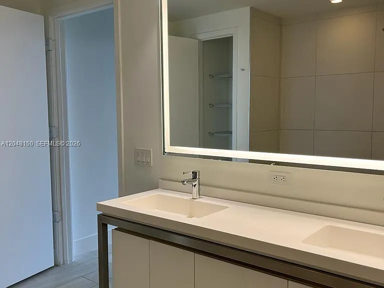 2000 Metropica Way #1602 — Photo 33