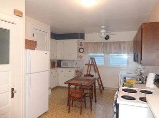 419 Elizabeth St, Albion, MI 49224