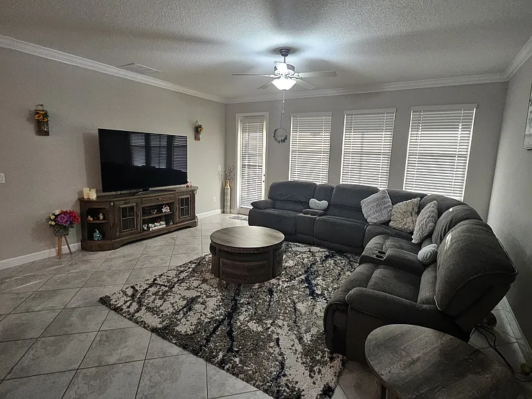 25057 Lambrusco Loop — Photo 8