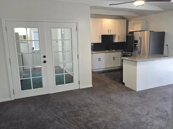 2483 El Sol Ave #B, Altadena, CA 91001