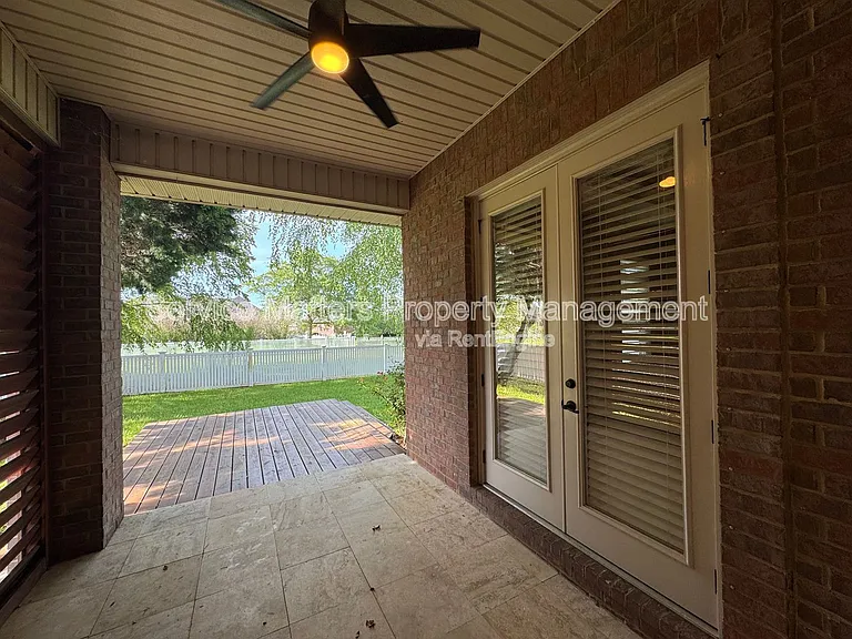 5402 New Abbey Ln — Photo 28