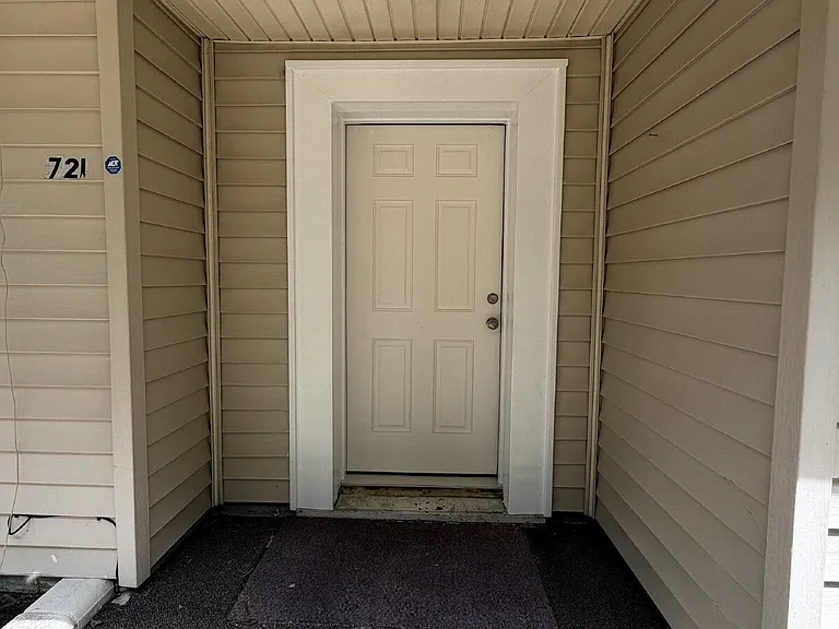 721 Hooker Rd — Photo 3