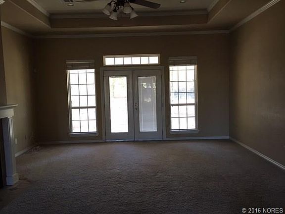 3rd image of 12513 S Longhorn Ave W