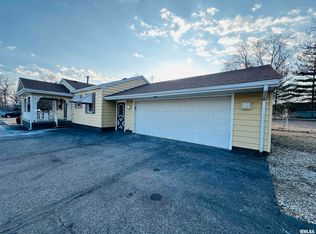 3135 W Starr St, Peoria, IL 61605