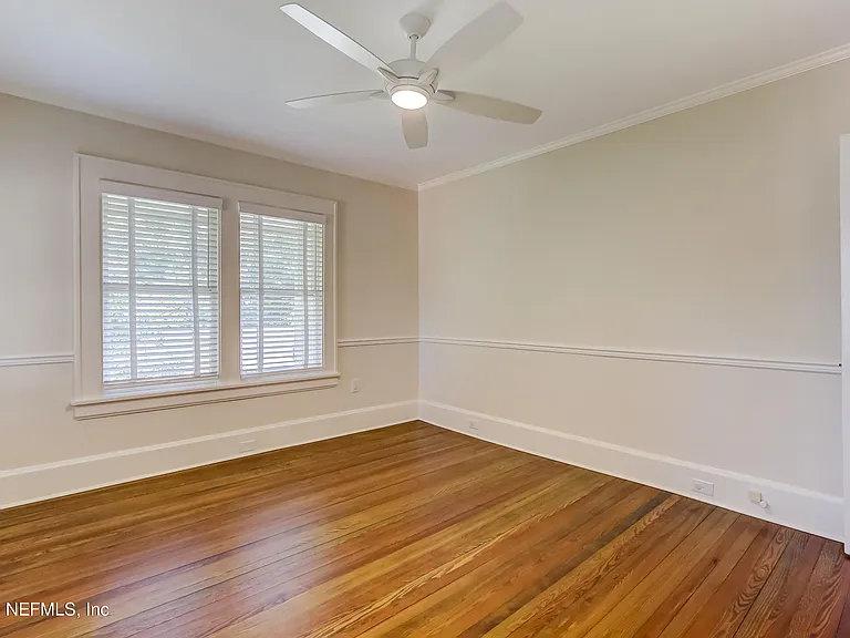 3684 Pine St — Photo 32