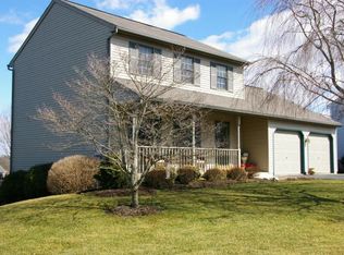 105 Pebble Run, Lancaster, PA 17602