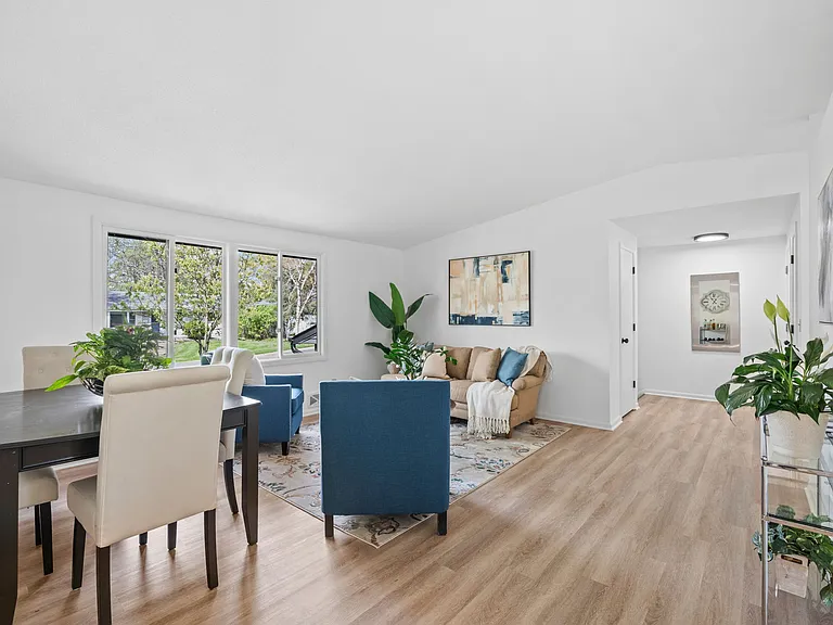 58 Inglewood St #58 — Photo 3