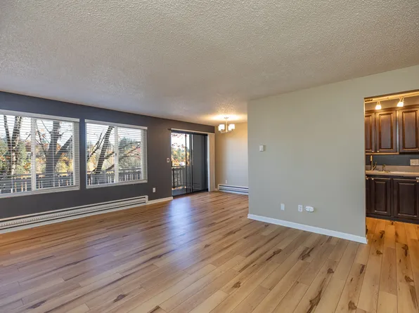 89th Building, 2015 NE 89th St APT 201, Seattle, WA 98115