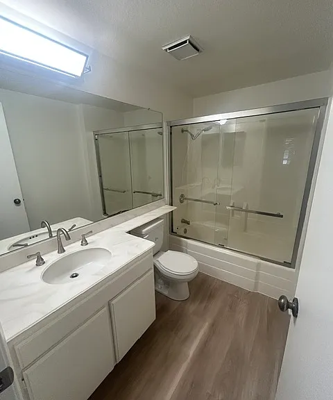 1115 Catlin St #D — Photo 16