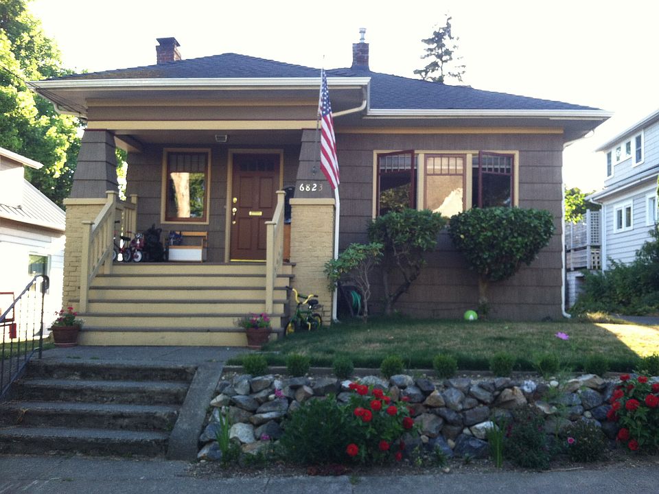2nd image of 6823 17th Ave NE
