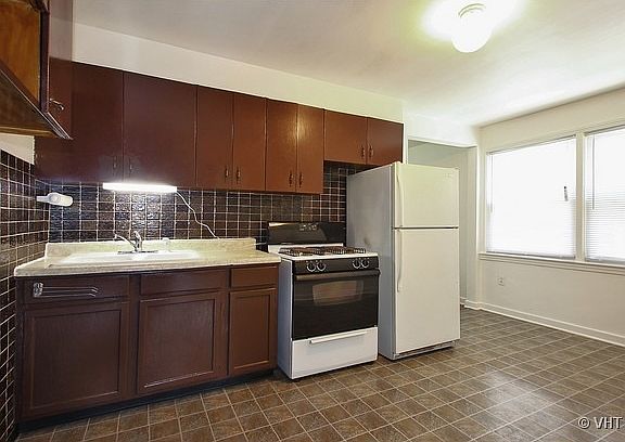 3rd image of 4841 Kirk St