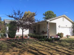 1003 Julian Ave, Albertville, AL 35950