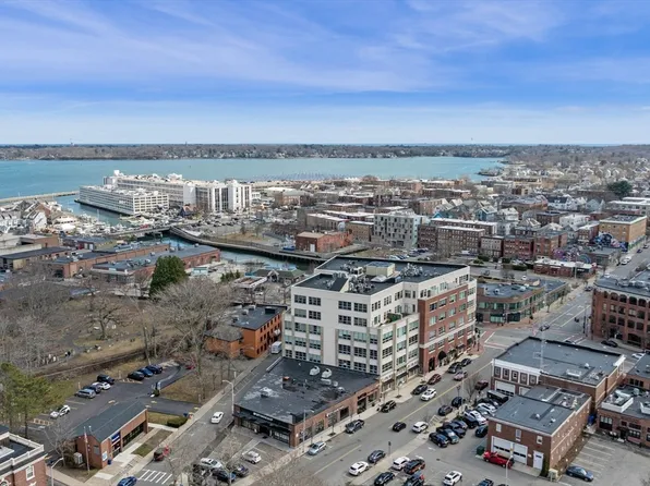 51 Lafayette St Unit 207, Salem, MA 01970
