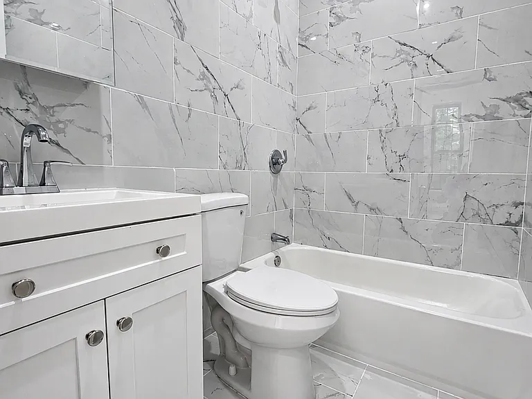 459 Pulaski St #2 — Photo 8