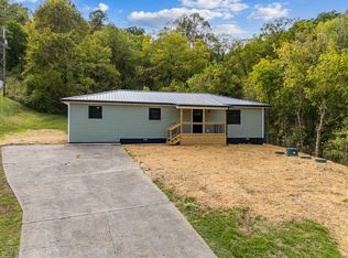 983 County Road 104, Chesapeake, OH 45619
