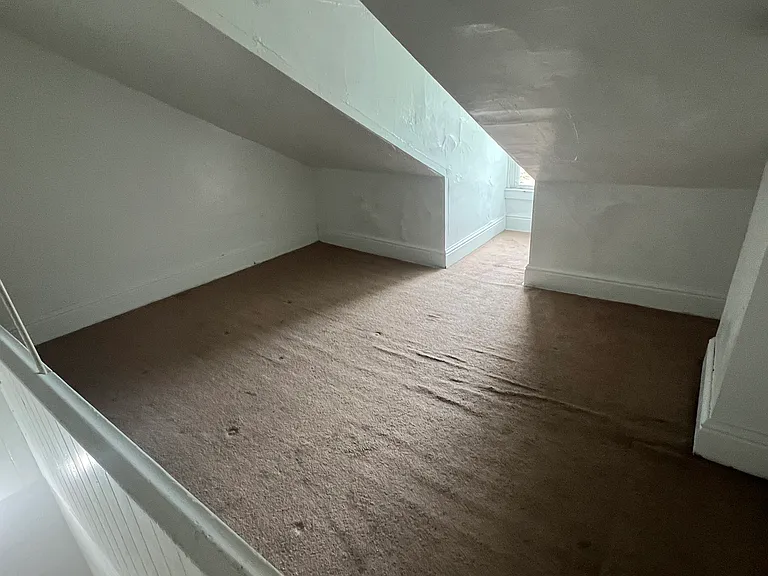34 Miltenberger St — Photo 9