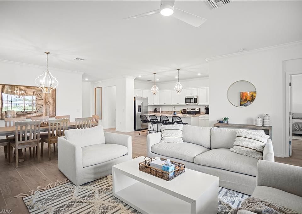 1st image of 11512 Shady Palm Way