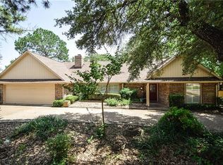 4027 Crescent Dr, Granbury, TX 76049