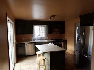 5 McLaughlin Ter, Derby, CT 06418