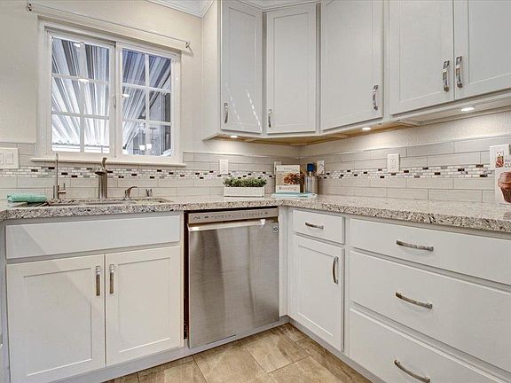 4th image of 4329 Lynfield Ln