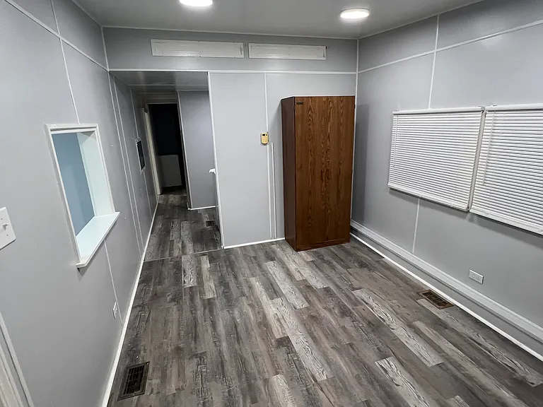48 E Tolna Rd — Photo 13