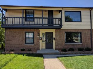 6423 Powell Pl, Wauwatosa, WI 53213