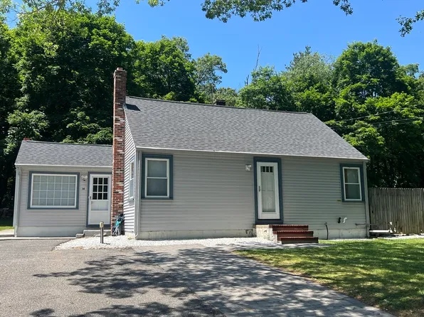14 Adams Rd, Ashland, MA 01721