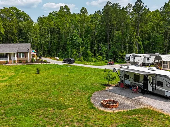 2666 Vaughan Rd, Bullock, NC 27507