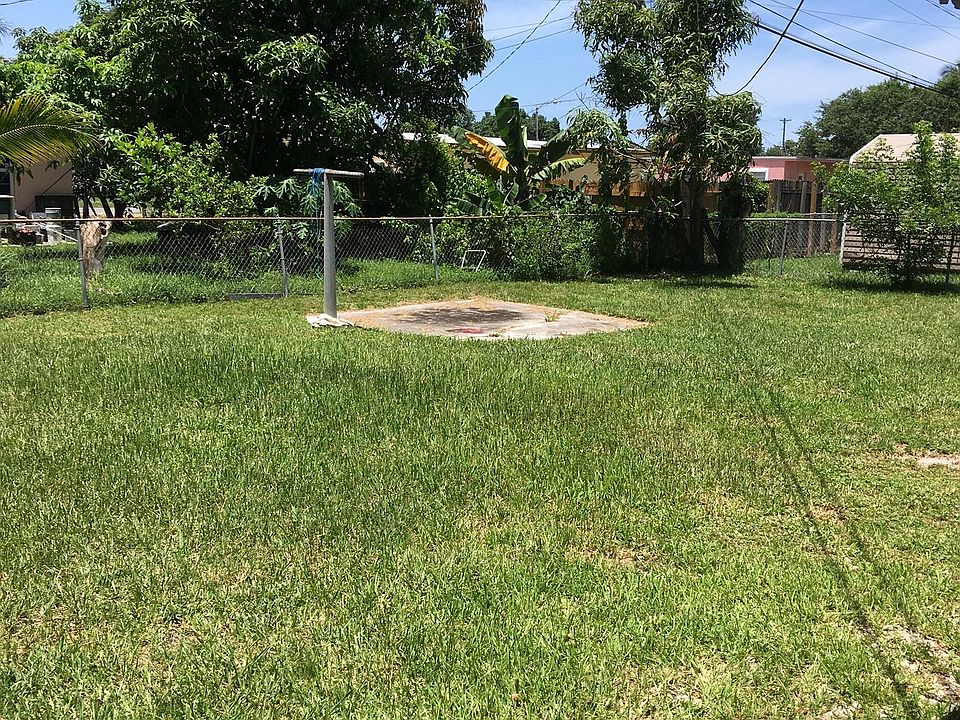 2nd image of 2555 NW 158th St