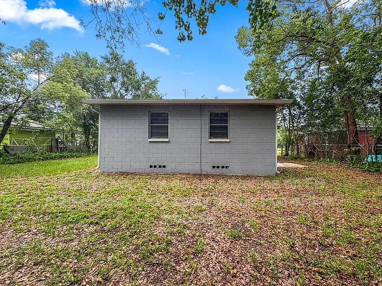 3668 Jammes Rd — Photo 19