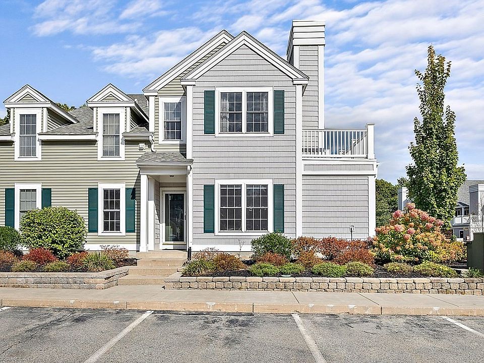1st image of 74 Village Dr