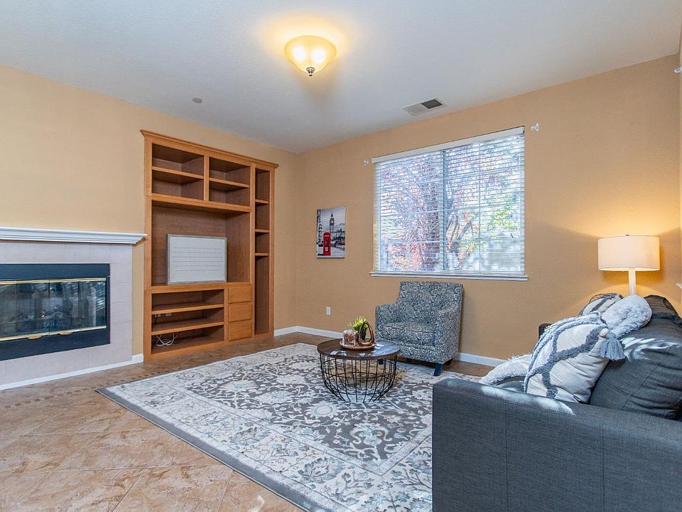 2nd image of 8252 Crystal Walk Cir #A