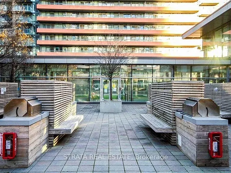 4K Spadina Ave #206 — Photo 16