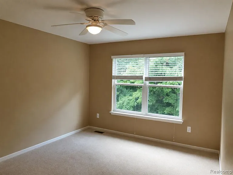 29377 Whistler Dr — Photo 37