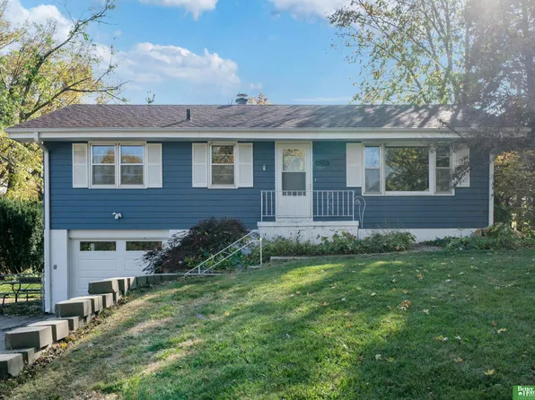 7539 Spencer St, Omaha, NE 68134