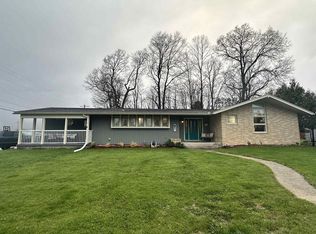 905 Elm St, Mauston, WI 53948