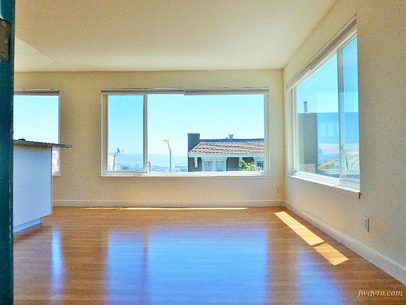 2nd image of 22 Clifford Ter APT 4