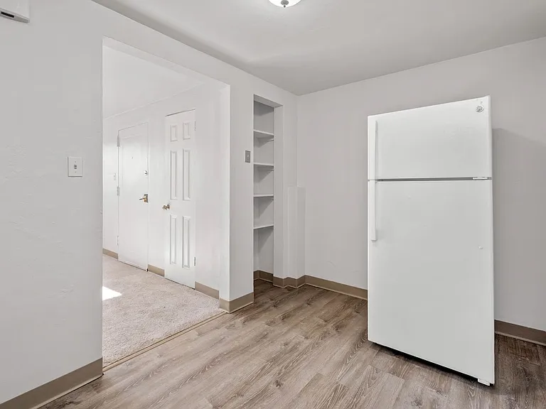 Lindberg Apartments — Photo 9