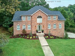 424 Woodbridge Dr, Charleston, WV 25311