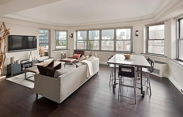 Sold by Town Residential | media 20