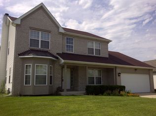 119 Raven Dr, Aurora, IL 60506