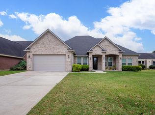 2190 Riverside Dr, West Columbia, TX 77486