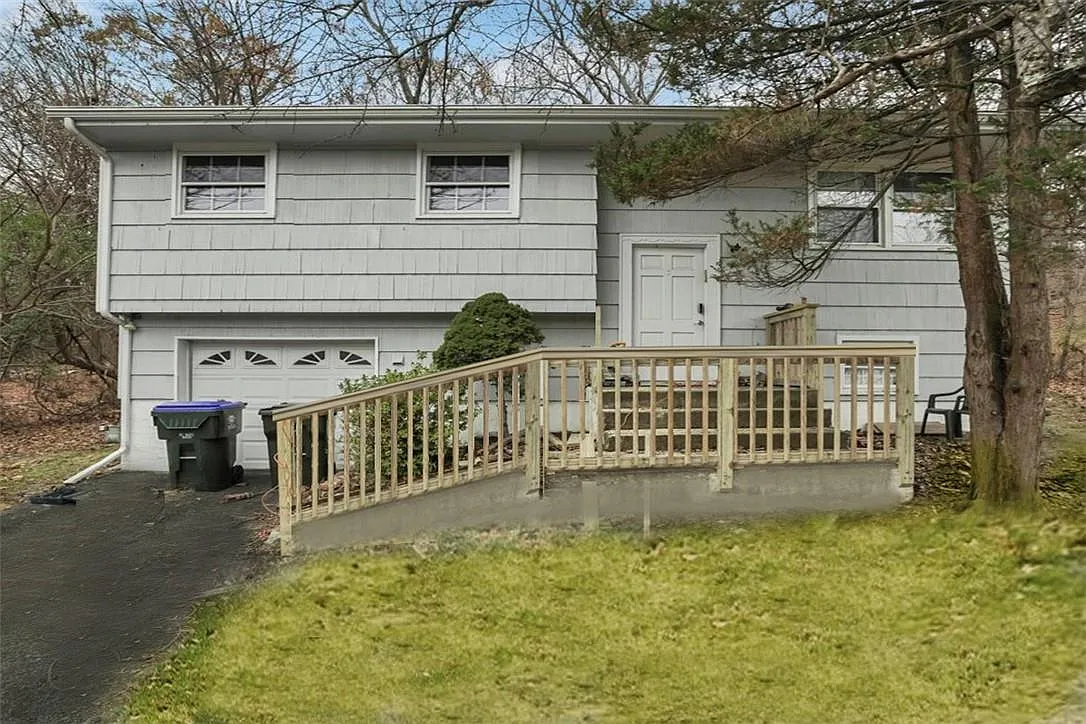 3 San Marcos Drive photo 1
