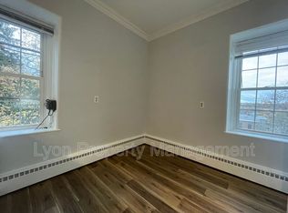 507 Blackstone St APT 7, Woonsocket, RI 02895