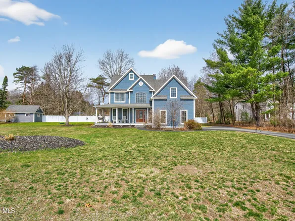 2 Meghan Court, Saratoga Springs, NY 12866