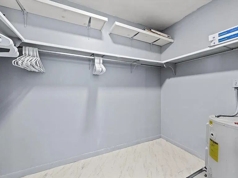 300 Waterway Dr S #308 — Photo 10